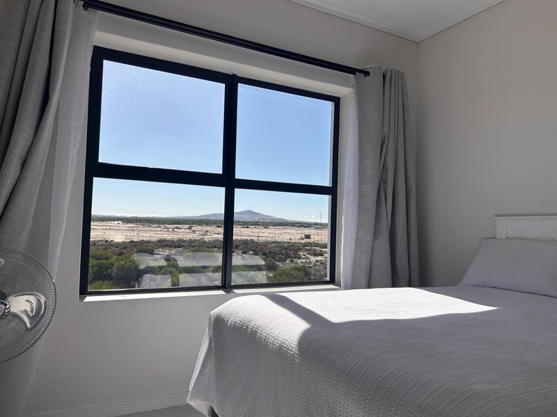 To Let 2 Bedroom Property for Rent in Sandown Western Cape
